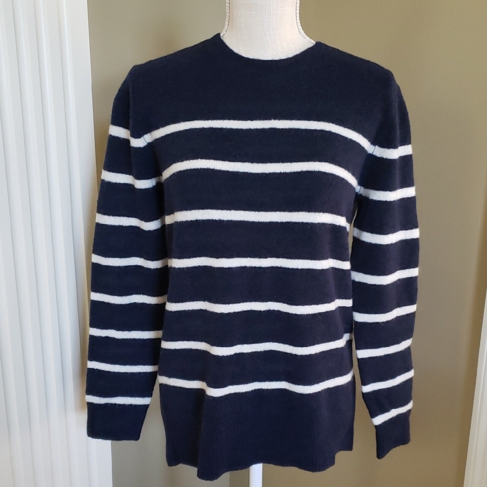 NWT Banana Republic Crew Neck Striped Sweater Navy/White
